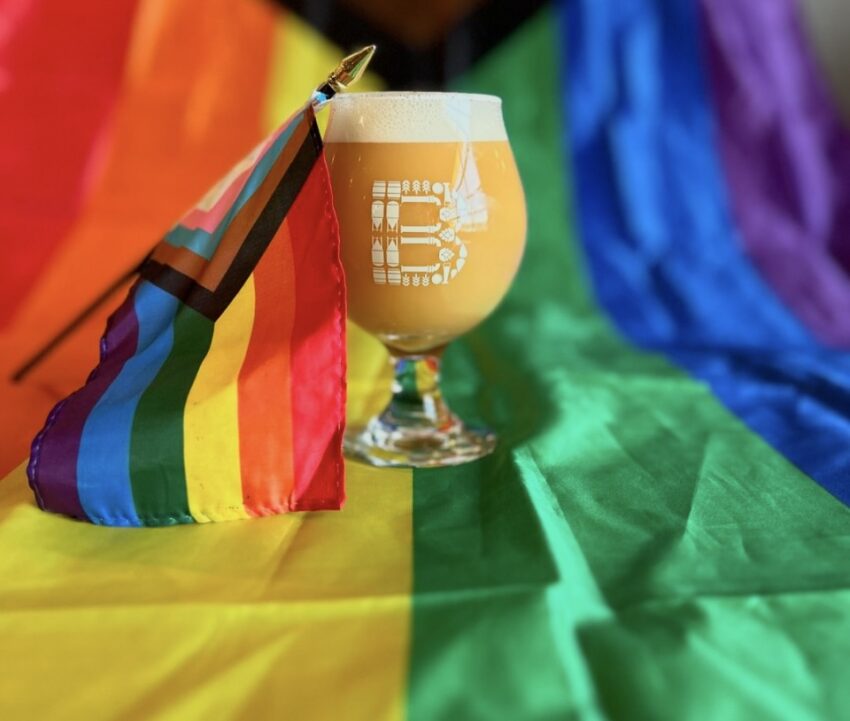 Pabrik bir menanggapi ancaman anti-drag dengan merilis 'Big Gay Beer'